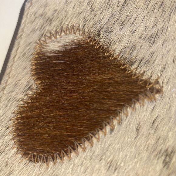 Heart Coin Purse Speckled Dark Taupe Chocolate Brown White Cowhide Zip Closure - Picture 5 of 8